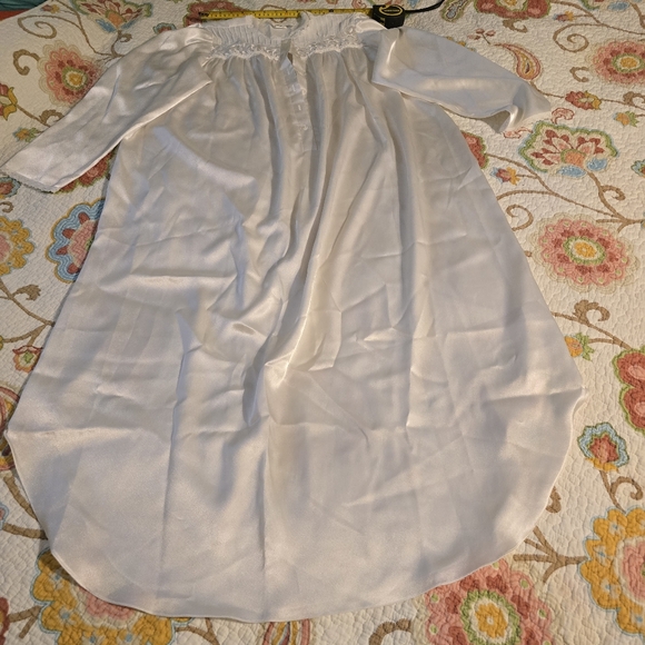 Carole Hochman Lace-Trimmed Nightgown - Picture 1 of 5